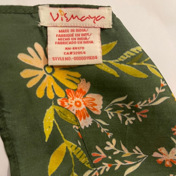 Vismaya 100% Silk Scarf - Green Floral - Picture 2 of 3
